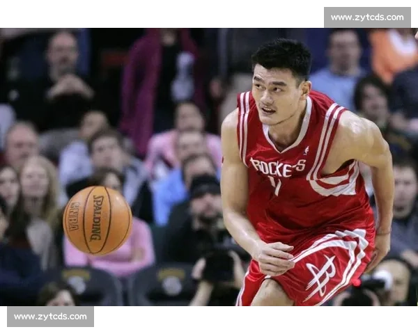 詹姆斯寄语少年：以热爱为翼，用投入筑梦篮球